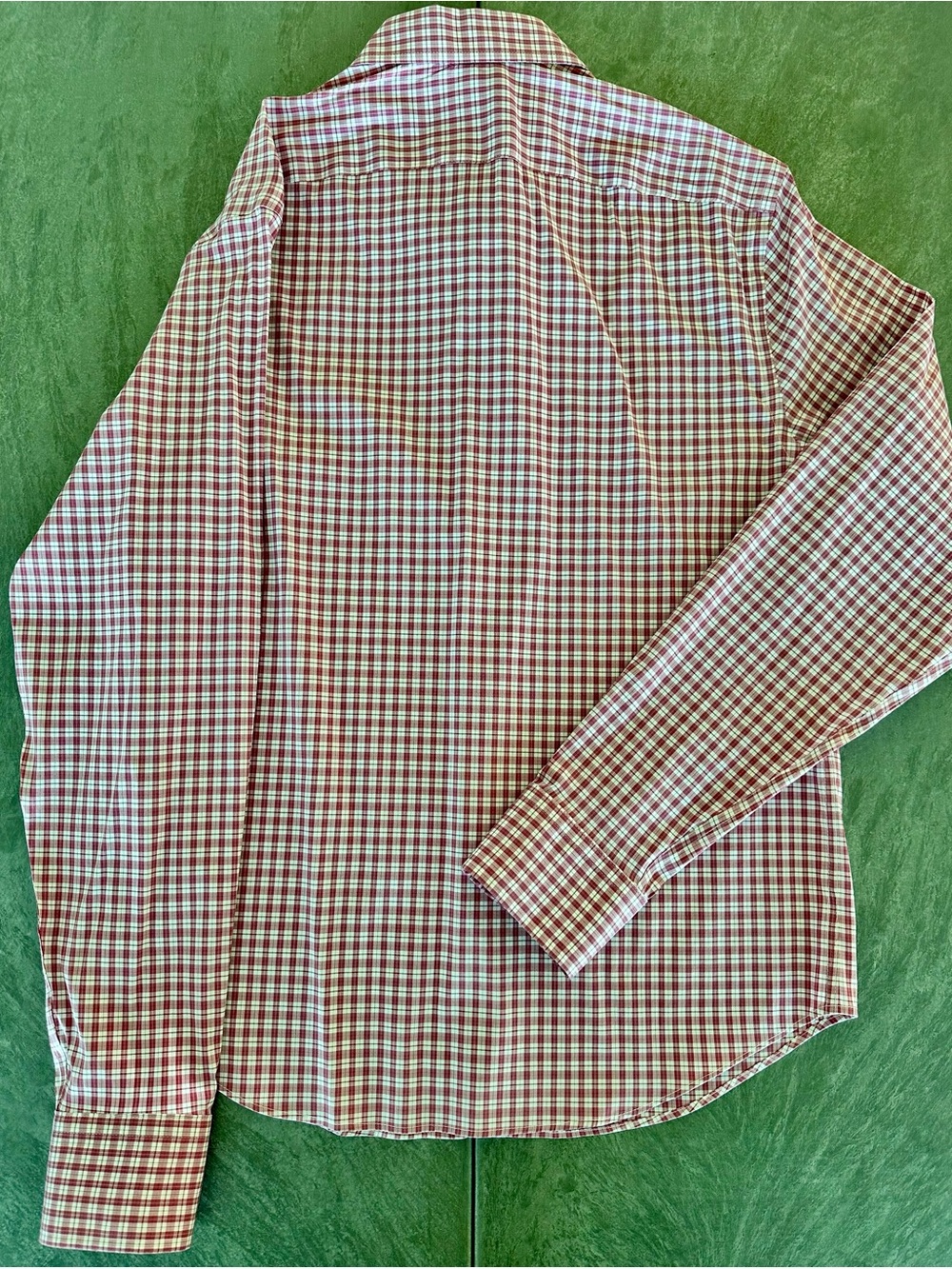 UNTUCKit Men's Wrinkle-Free Pink and White Plaid Button-Down Shirt - Picture 3 of 3